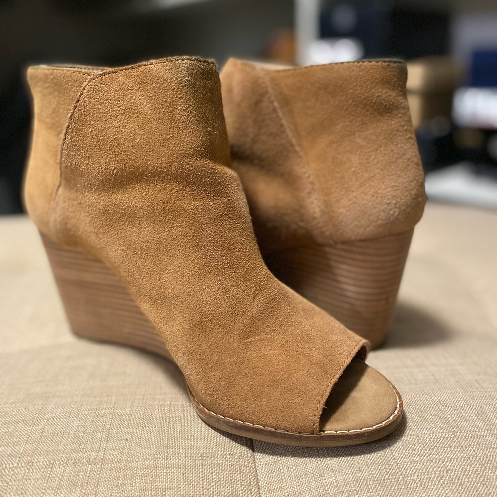 Lucky Brand Jezzah Wedge